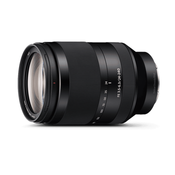 Alpha 6600 Premium E-mount APS-C Camera with 18-135mm Zoom Lens